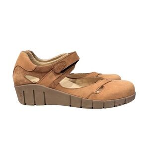 Wolky Charlotte Suede Tan Sturdy Mary Jane Shoes Comfort Walking Shoes